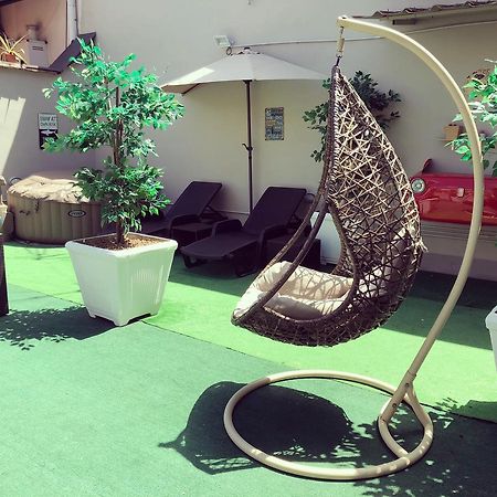 Mola Rooms Napoli Eksteriør billede
