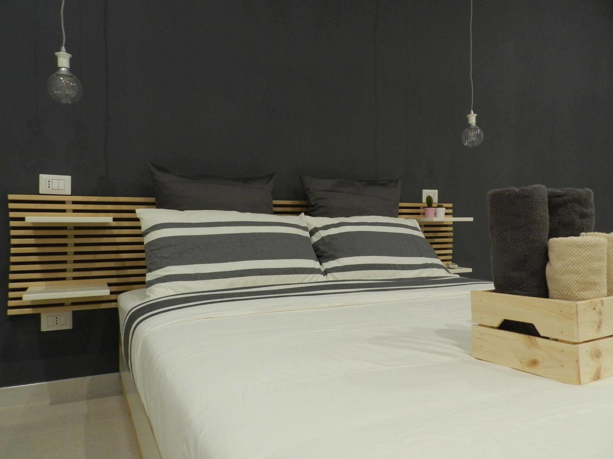 Mola Rooms Napoli Eksteriør billede